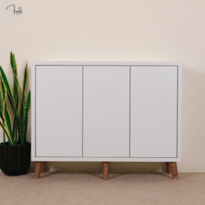 Scandi Highboard – Minimalist. Practical. Style-conscious.
